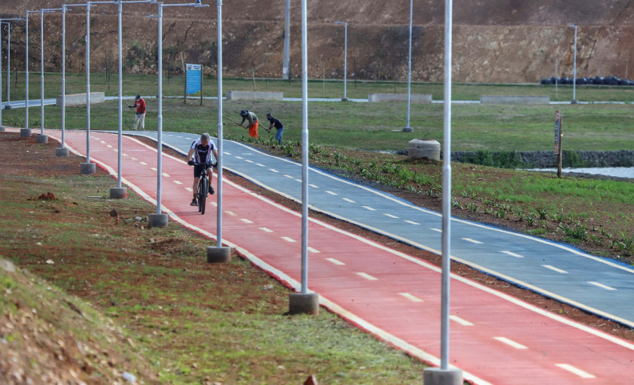 Parques embelezam, protegem o meio ambiente e garantem melhor qualidade de vida a todos.