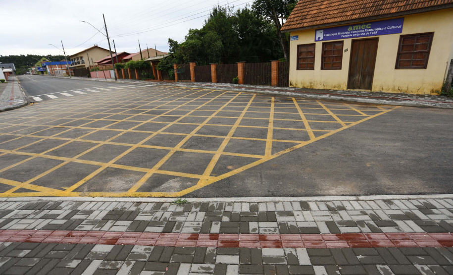 IPIRANGA - 02-12-2020 - OBRAS DE PAVIMENTAÇÃO NA CIDADE DE IPIRANGA - Foto: Jonathan Campos/ AEN