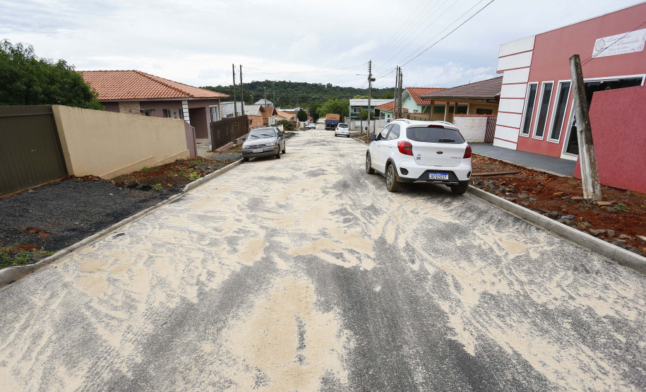 IPIRANGA - 02-12-2020 - OBRAS DE PAVIMENTAÇÃO NA CIDADE DE IPIRANGA - Foto: Jonathan Campos/ AEN