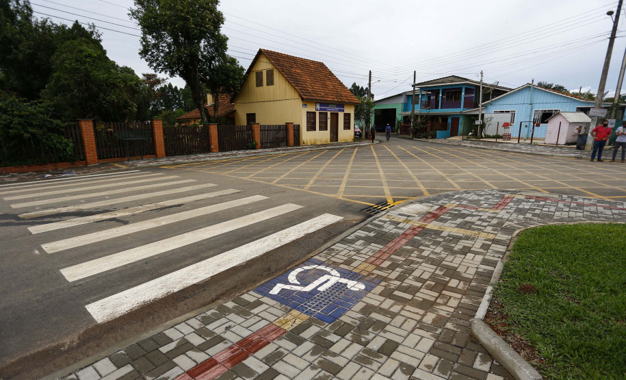 IPIRANGA - 02-12-2020 - OBRAS DE PAVIMENTAÇÃO NA CIDADE DE IPIRANGA - Foto: Jonathan Campos/ AEN