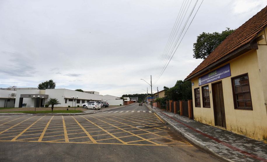 IPIRANGA - 02-12-2020 - OBRAS DE PAVIMENTAÇÃO NA CIDADE DE IPIRANGA - Foto: Jonathan Campos/ AEN