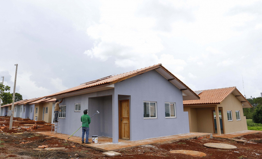 SANTA TEREZA DO OESTE - 02-12-2020 -OBRAS DE CASAS POPULARES - Foto: Jonathan Campos/ AEN