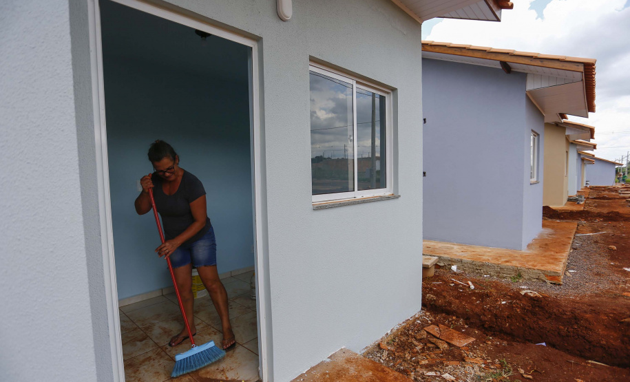SANTA TEREZA DO OESTE - 02-12-2020 -OBRAS DE CASAS POPULARES - Foto: Jonathan Campos/ AEN