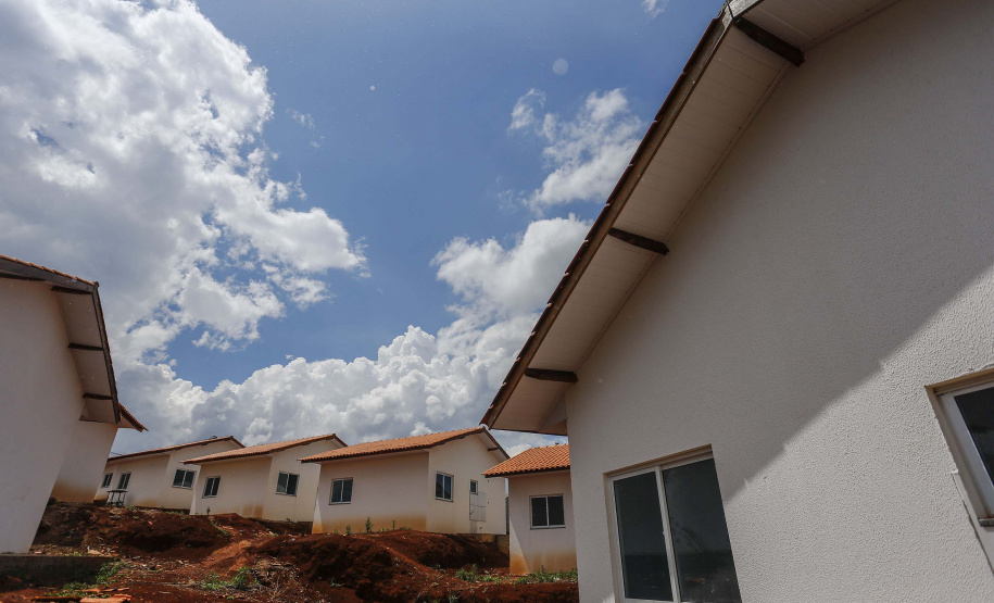 SANTA TEREZA DO OESTE - 02-12-2020 -OBRAS DE CASAS POPULARES - Foto: Jonathan Campos/ AEN