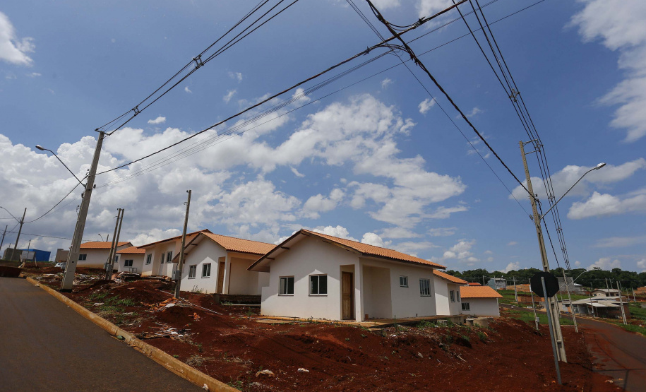 SANTA TEREZA DO OESTE - 02-12-2020 -OBRAS DE CASAS POPULARES - Foto: Jonathan Campos/ AEN