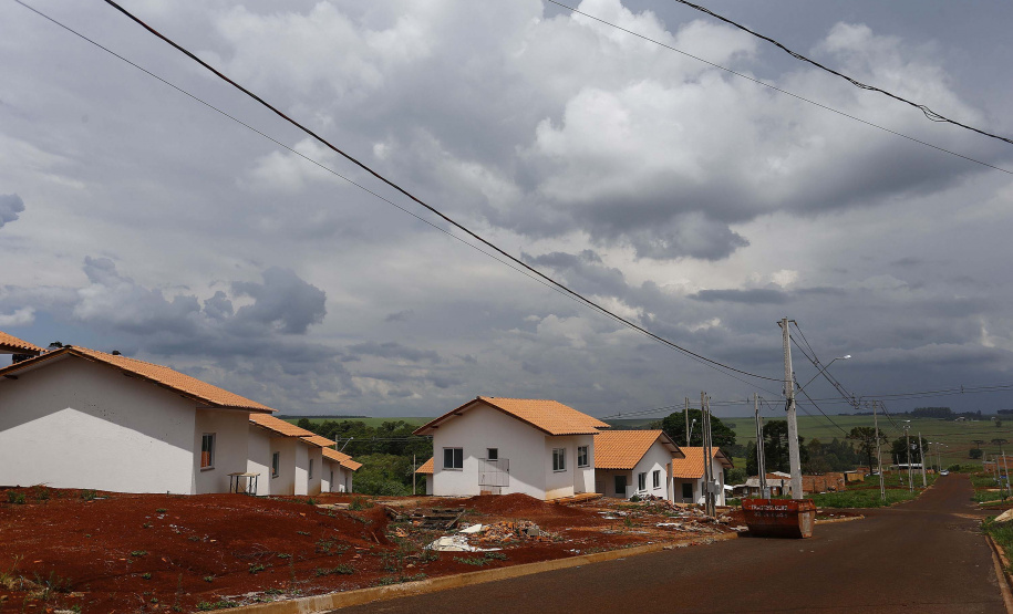 SANTA TEREZA DO OESTE - 02-12-2020 -OBRAS DE CASAS POPULARES - Foto: Jonathan Campos/ AEN