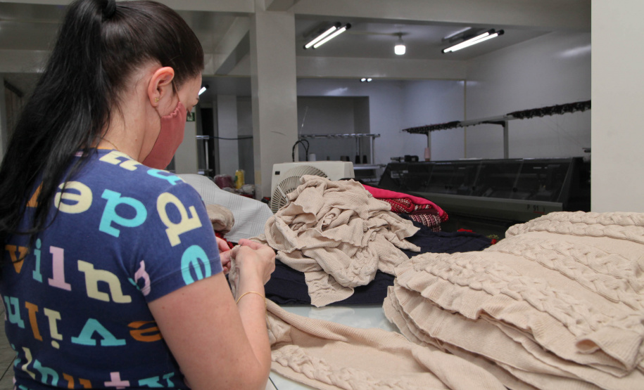 Malhas Feito no Paraná Empresa Malhas Charme Tricot. Foto: Ari Dias/AEN