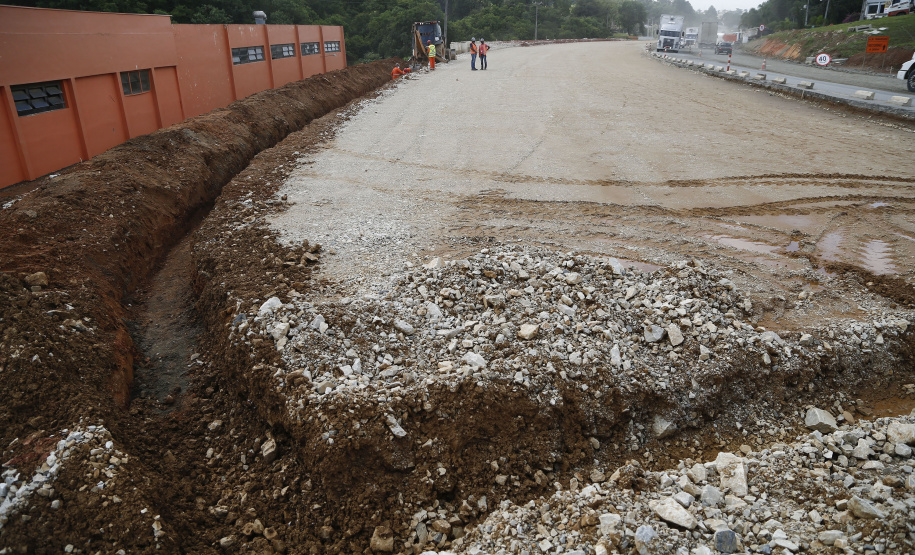 ALMIRANTE TAMANDARE - 16-12-2020 -OBRAS DE DUPLICAÇÃO NA RODOVIA DOS MINERIOS - FOTO: JONATHAN CAMPOS/ AEN