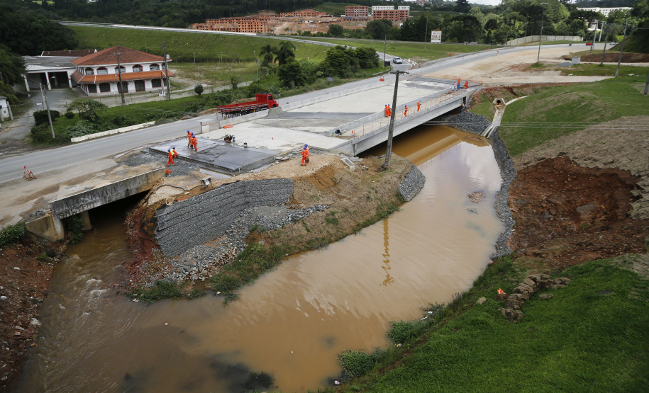 ALMIRANTE TAMANDARE - 16-12-2020 -OBRAS DE DUPLICAÇÃO NA RODOVIA DOS MINERIOS - FOTO: JONATHAN CAMPOS/ AEN