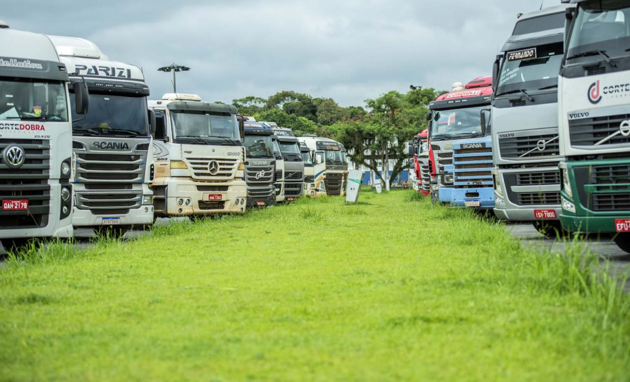 Série de recordes consolida bom ano dos portos do Paraná.