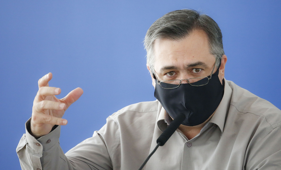 Operação especial que começa neste sábado (19) vai reforçar a necessidade do distanciamento social e difundir outras medidas sanitárias para conter a circulação do vírus. Governo cancelou toda a programação de atividades esportivas, artísticas, de lazer e culturais.