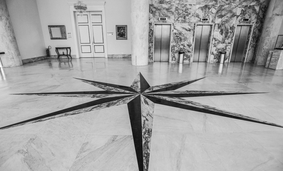 Curitiba - PALACIO IGUAÇU - Foto: Jonathan Campos/ AEN