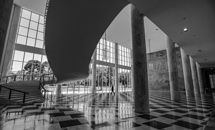 Curitiba - PALACIO IGUAÇU - Foto: Jonathan Campos/ AEN