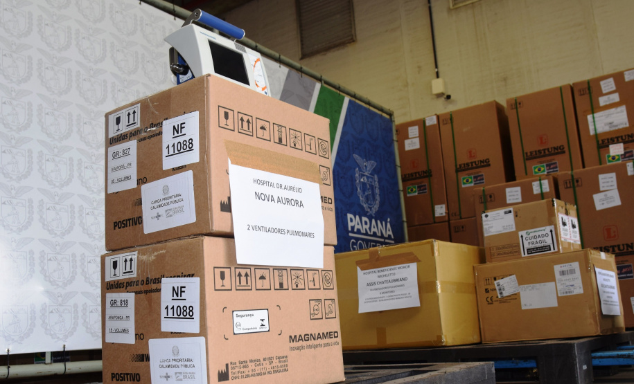 A reativação dos leitos exclusivos para atendimento a pacientes suspeitos e/ou confirmados com a Covid-19 no Paraná iniciou em 20 de novembro, após o crescimento no número de casos em todo o Estado. Desde então, 242 leitos de UTI e 596 de enfermaria foram disponibilizados para atendimento aos infectados pela doença. Foto: Antonio Americo/SESA
