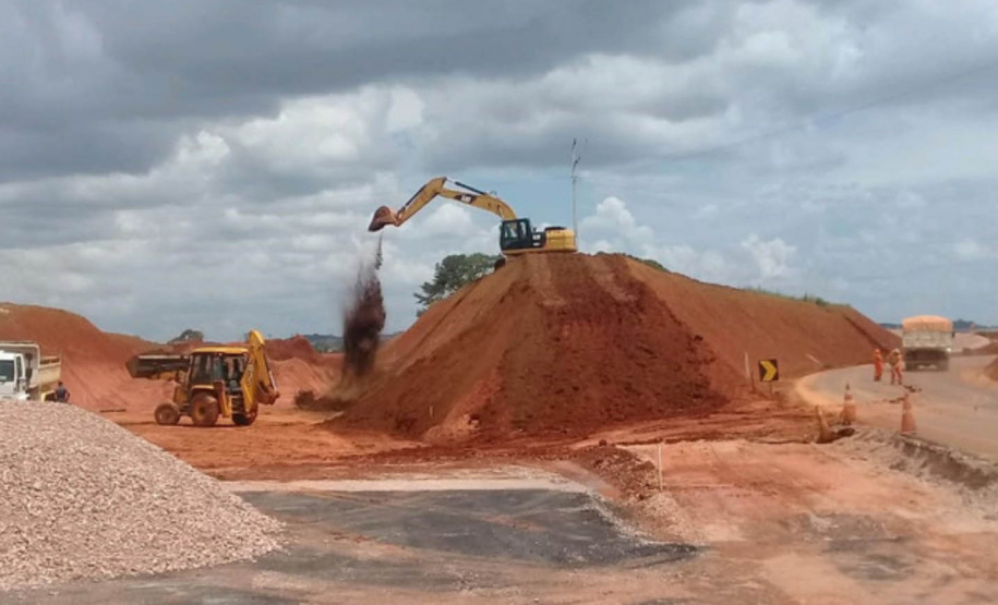 Investimento de R$ 263,5 milhões garante obras rodoviárias em todo o Paraná. Foto:DER