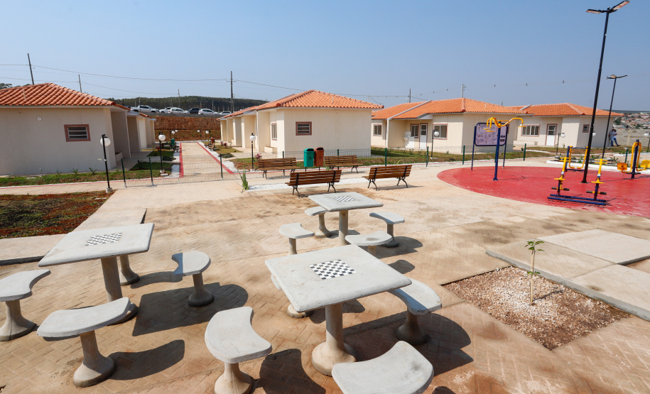 Ano é marcado por desafios e Governo próximo da população. Condomínio do idoso.