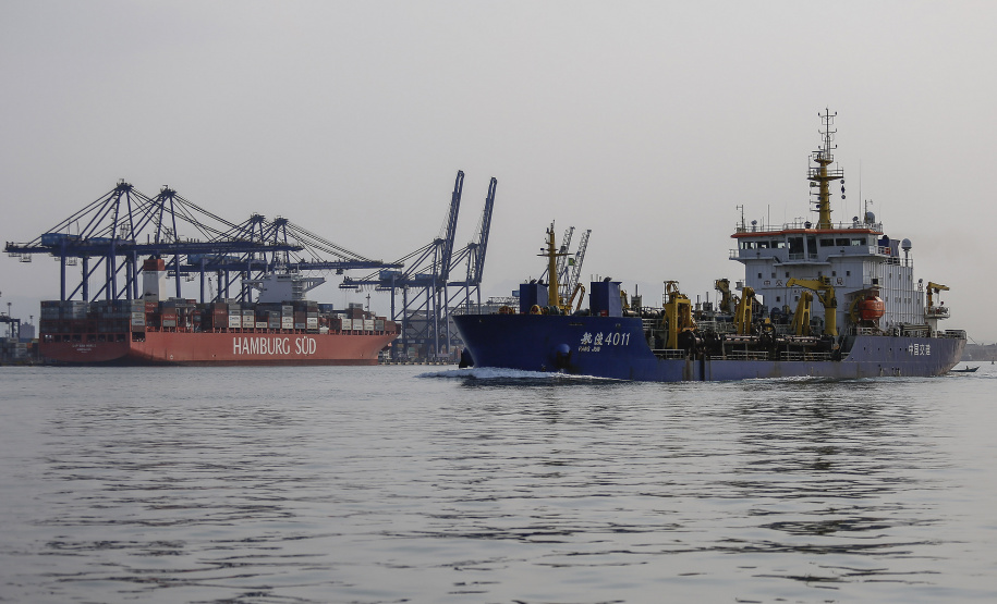 Paranaguá - 02-10-2020 - Porto de Paranagua - Draga - Dragagem - Foto: Jonathan Campos / ANP