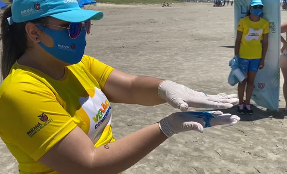 Acadêmicos de enfermagem orientam crianças sobre higiene das mãos
. Foto: SESA