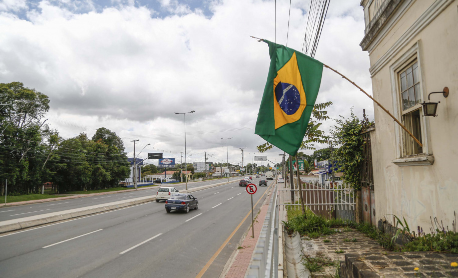 Governo entrega primeira fase da revitalização da Rodovia da Uva. Foto: Jonathan Campos/AEN