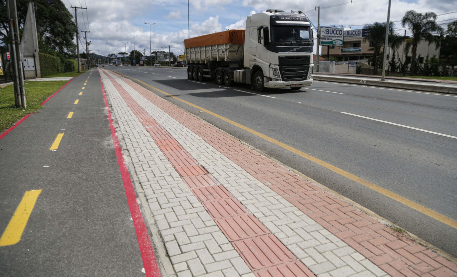 Governo entrega primeira fase da revitalização da Rodovia da Uva. Foto: Jonathan Campos/AEN