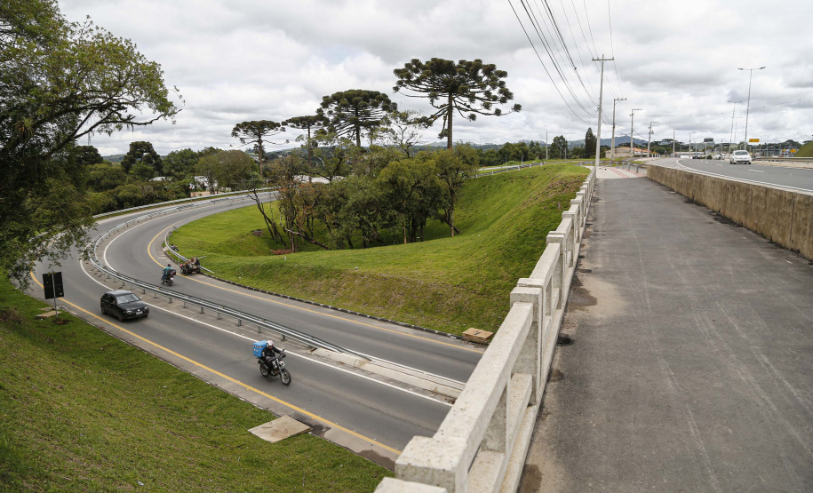 Governo entrega primeira fase da revitalização da Rodovia da Uva. Foto: Jonathan Campos/AEN