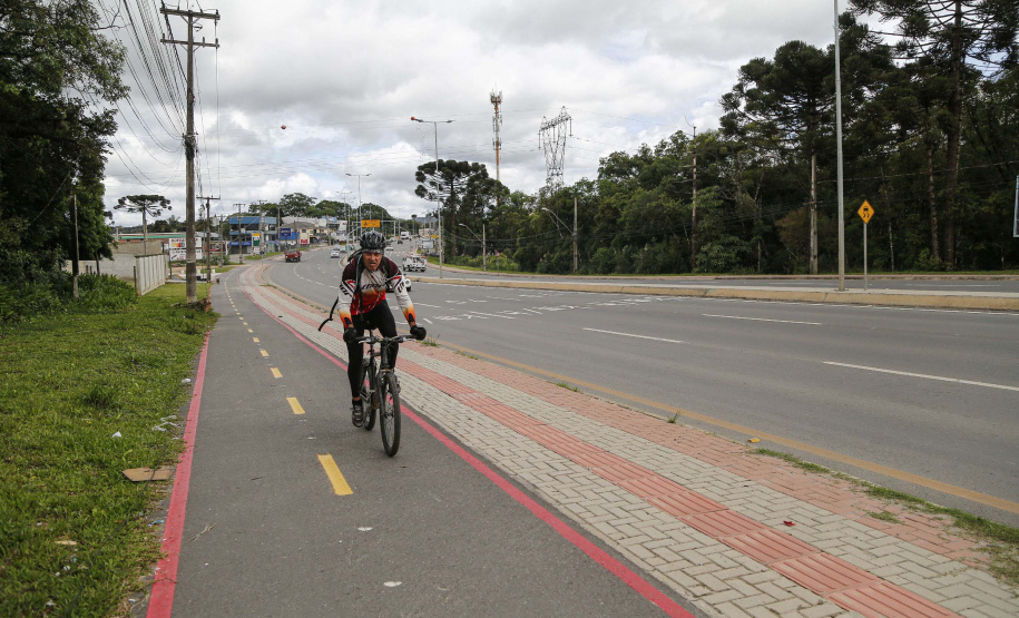 Governo entrega primeira fase da revitalização da Rodovia da Uva. Foto: Jonathan Campos/AEN