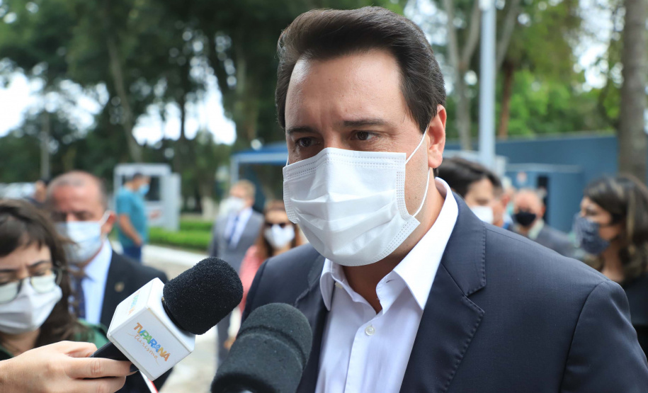 O governador Carlos Massa Ratinho Junior participou nesta terça-feira (5) da inauguração do Centro de Controle da Muralha Digital, projeto da Prefeitura de Curitiba voltado à gestão do trânsito, da segurança pública e também dos eventos climáticos que atingem a Capital.