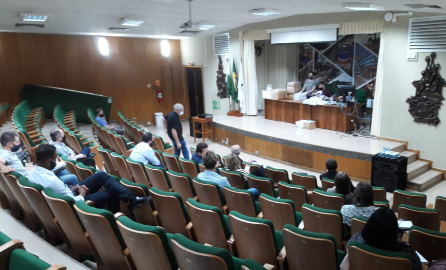 O Departamento de Estradas de Rodagem do Paraná (DER/PR) realizou nesta terça-feira (05) a abertura dos envelopes da licitação da pavimentação da PR-160 entre os municípios de Imbaú e Reserva, na região dos Campos Gerais.  -  Curitiba, 06/01/2021  -  Foto: Divulgação DER