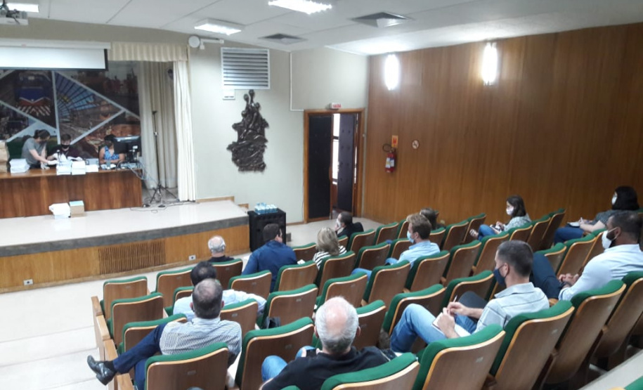 O Departamento de Estradas de Rodagem do Paraná (DER/PR) realizou nesta terça-feira (05) a abertura dos envelopes da licitação da pavimentação da PR-160 entre os municípios de Imbaú e Reserva, na região dos Campos Gerais.  -  Curitiba, 06/01/2021  -  Foto: Divulgação DER