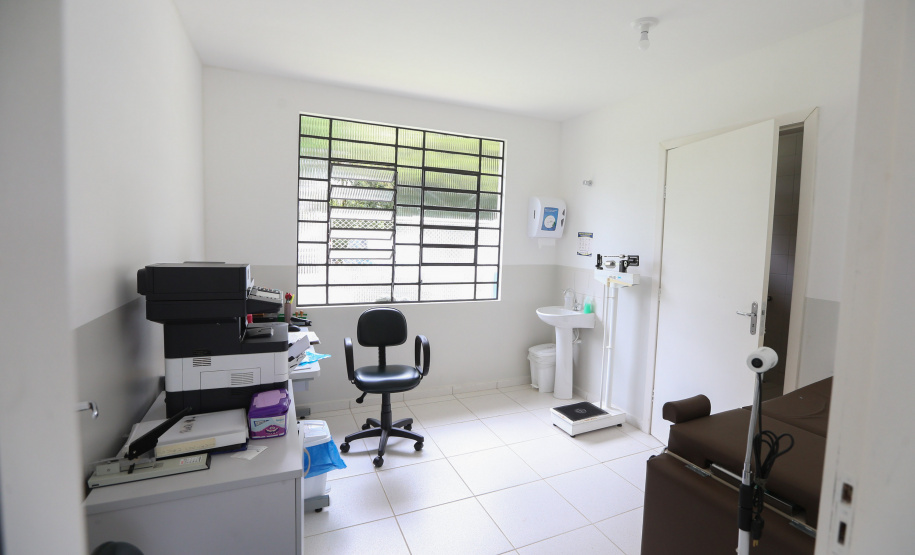 Obra na Unidade Basica de Saude Capivari no bairro Capivari  em Colombo. 05/01/2021 - Foto: Geraldo Bubniak/AEN