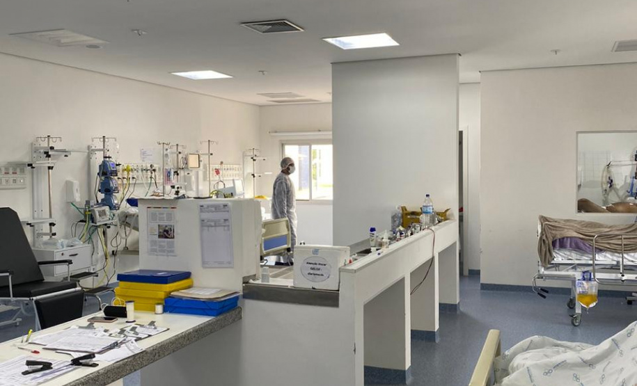 Hospitais do Paraná passam por verificação de conformidade com regras, determinações e disponibilização de leitos, principalmente com relação ao tratamento das vítimas da covid-19. As inspeções são feitas por agentes da Controladoria-Geral do Estado, que nesta sexta-feira (08) foram ao Hospital Regional de Telêmaco Borba, nos Campos Gerais, inaugurado há seis meses. - Curitiba, 08/01/2021 - Foto: Divulgação CGE