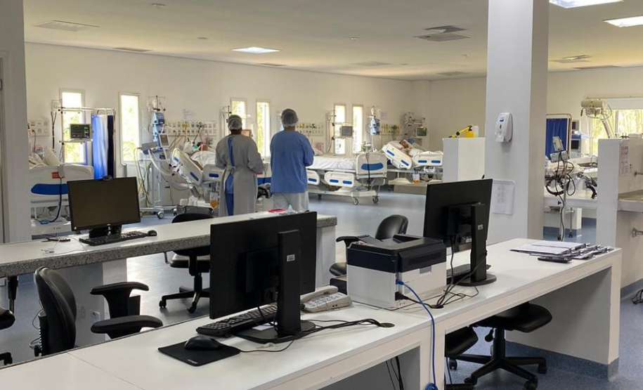 Hospitais do Paraná passam por verificação de conformidade com regras, determinações e disponibilização de leitos, principalmente com relação ao tratamento das vítimas da covid-19. As inspeções são feitas por agentes da Controladoria-Geral do Estado, que nesta sexta-feira (08) foram ao Hospital Regional de Telêmaco Borba, nos Campos Gerais, inaugurado há seis meses. - Curitiba, 08/01/2021 - Foto: Divulgação CGE