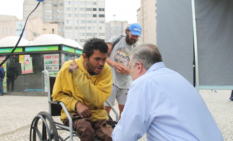 A Secretaria da Justiça, Família e Trabalho do Paraná (Sejuf), por meio do Departamento de Direitos Fundamentais e Cidadania, em parceria com o Ministério da Mulher, Família e Direitos Humanos disponibilizará recursos no valor de R$ 820.695,64 para execução do Projeto Piloto ‘Housing First’ (Moradia Primeiro) voltado a população em situação de rua. - ( Obs: A foto é de antes da pandemia.)  -  Curitiba, 11/01/2021  -  Foto: Arquivo SEJUF