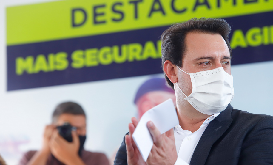 Um investimento do Governo do Estado vai reforçar a segurança do distrito de Entre Rios, área rural de Guarapuava, na região Central do Paraná. Nesta segunda-feira (11), o governador Carlos Massa Ratinho Junior esteve na localidade para a inauguração da nova sede Destacamento da Polícia Militar instalada no distrito.  Entre Rios, Guarapuava, 11/01/2021  -  Foto: Rodrigo Félix Leal