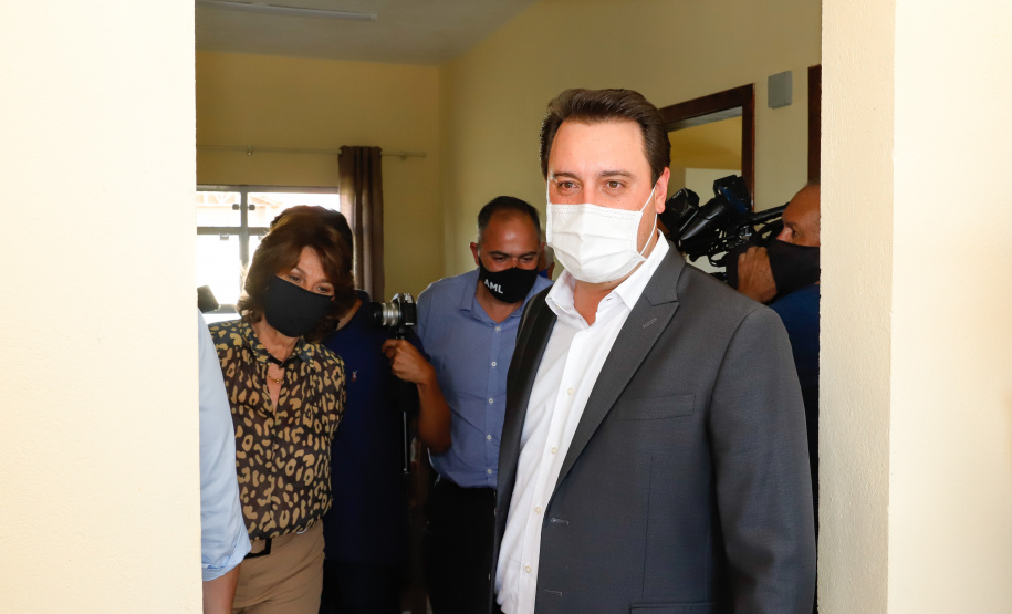 Um investimento do Governo do Estado vai reforçar a segurança do distrito de Entre Rios, área rural de Guarapuava, na região Central do Paraná. Nesta segunda-feira (11), o governador Carlos Massa Ratinho Junior esteve na localidade para a inauguração da nova sede Destacamento da Polícia Militar instalada no distrito.  Entre Rios, Guarapuava, 11/01/2021  -  Foto: Rodrigo Félix Leal