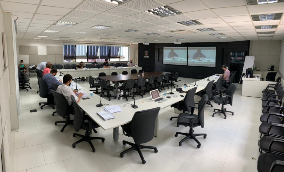 A Coordenação da Região Metropolitana de Curitiba (Comec) abriu nesta terça-feira (12) os envelopes com as propostas técnicas da licitação 04/2020, que visa a contratação projetos para a duplicação da PR-423, no trecho entre os municípios de Araucária e Campo Largo.  -  Foto: Divulgação COMEC