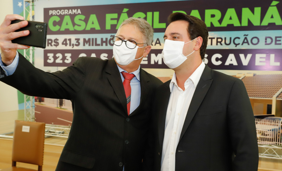 CURITIBA - 13-01-2021 - Governador Carlos Massa Ratinho Junior, lança o programa Casa Fácil Paraná.