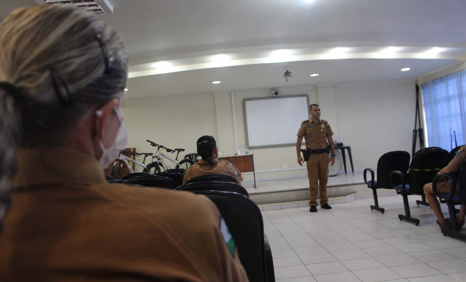 Policiais militares passam por capacitação de ciclopatrulhamento no Litoral
. Foto:PMPR