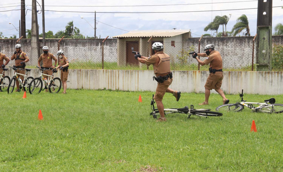 Policiais militares passam por capacitação de ciclopatrulhamento no Litoral
. Foto:PMPR