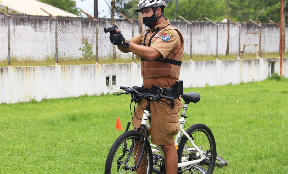 Policiais militares passam por capacitação de ciclopatrulhamento no Litoral
. Foto:PMPR