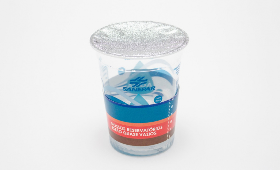 Clientes que mais economizaram água recebem kit da Sanepar. Foto:Sanepar