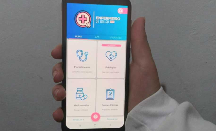Estudante da Unicentro cria aplicativo que auxilia profissionais de Enfermagem. Foto:SETI