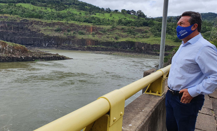 Prefeitos e representantes municipais das cidades que rodeiam as seis usinas hidrelétricas do Rio Iguaçu conheceram a Resolução Conjunta Sedest/IAT n°023/2019 e a estrutura da Secretaria do Desenvolvimento Sustentável e do Turismo