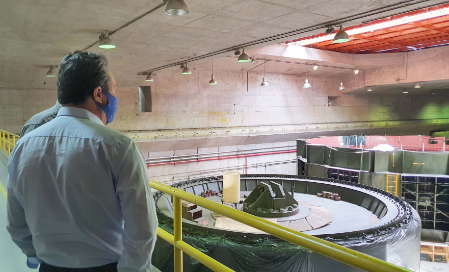 Prefeitos e representantes municipais das cidades que rodeiam as seis usinas hidrelétricas do Rio Iguaçu conheceram a Resolução Conjunta Sedest/IAT n°023/2019 e a estrutura da Secretaria do Desenvolvimento Sustentável e do Turismo