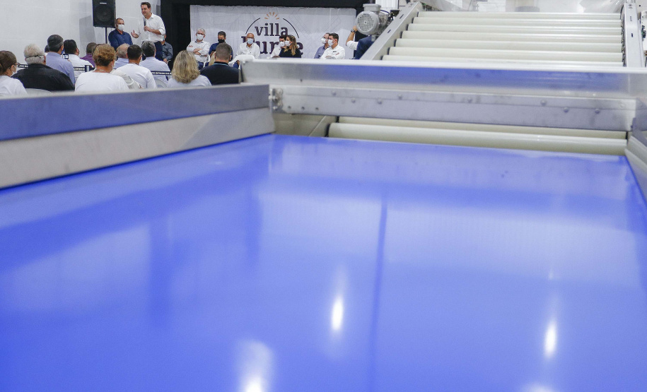 Governador Carlos Massa Ratinho Junior participou nesta segunda-feira (18) da inauguração da Villa Puree, em Santo Antônio do Paraíso. Foto: Jonathan Campos/AEN