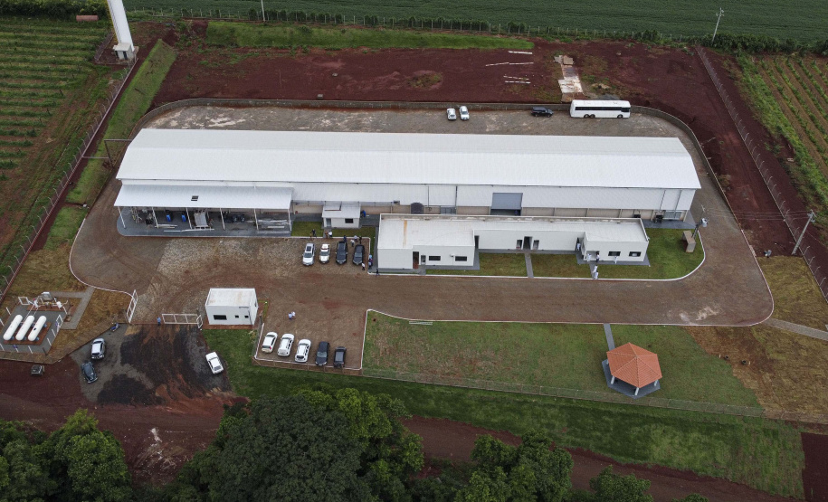 Governador Carlos Massa Ratinho Junior participou nesta segunda-feira (18) da inauguração da Villa Puree, em Santo Antônio do Paraíso. Foto: Jonathan Campos/AEN