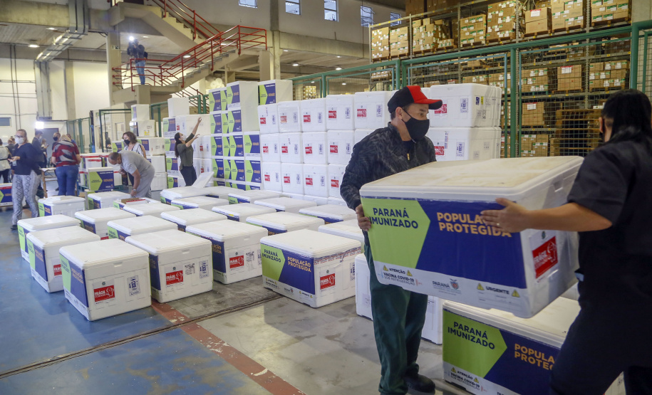 Governo começa a distribuir vacinas no Interior do Paraná.
Foto: Gilson Abreu/AEN
19.01.2021