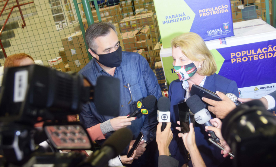 Agilidade das equipes da Saúde garante entrega a todos os municípios do Paraná.
Foto: Américo Antonio/SESA
19.01.2021