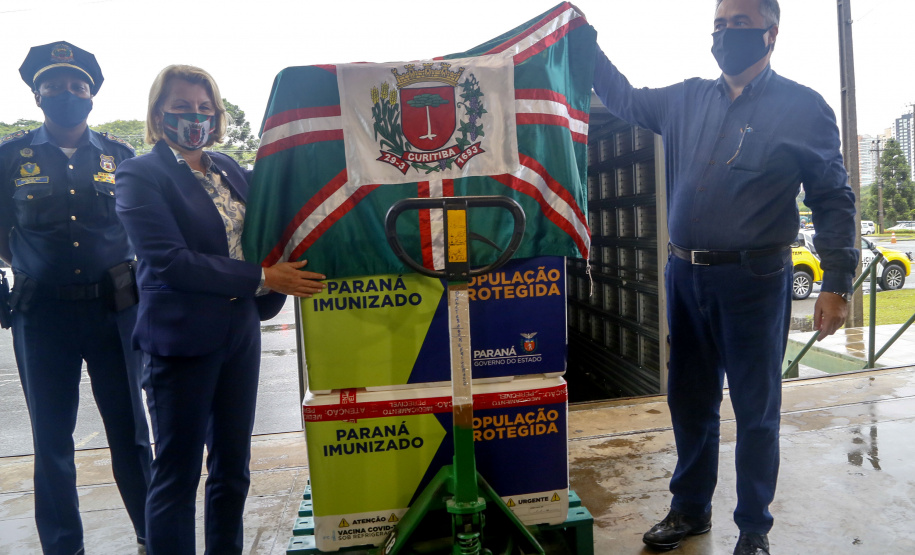 Agilidade das equipes da Saúde garante entrega a todos os municípios do Paraná.
Foto: Gilson Abreu/AEN
19.01.2021