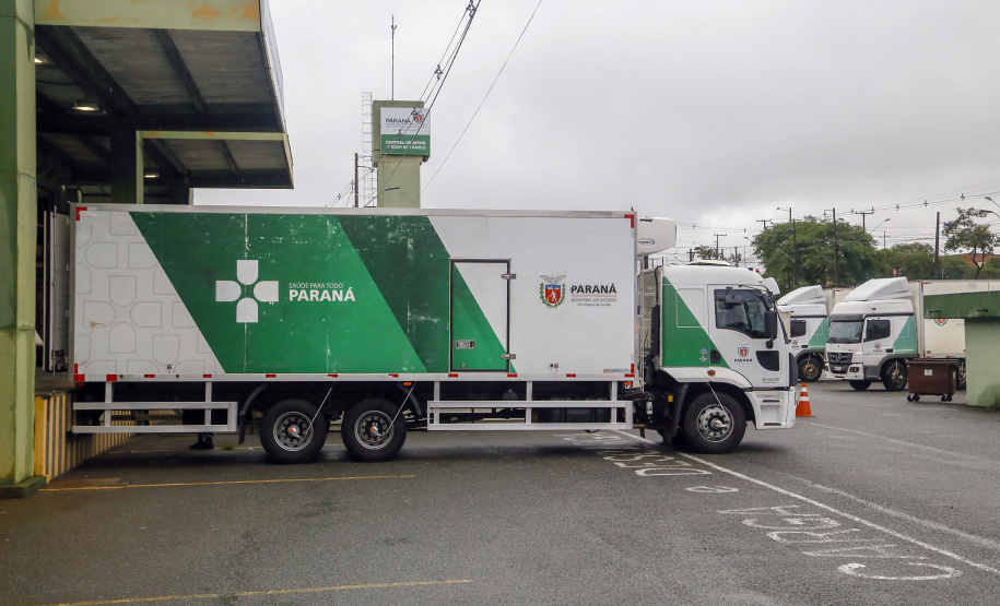 Agilidade das equipes da Saúde garante entrega a todos os municípios do Paraná.
Foto: Gilson Abreu/AEN
19.01.2021